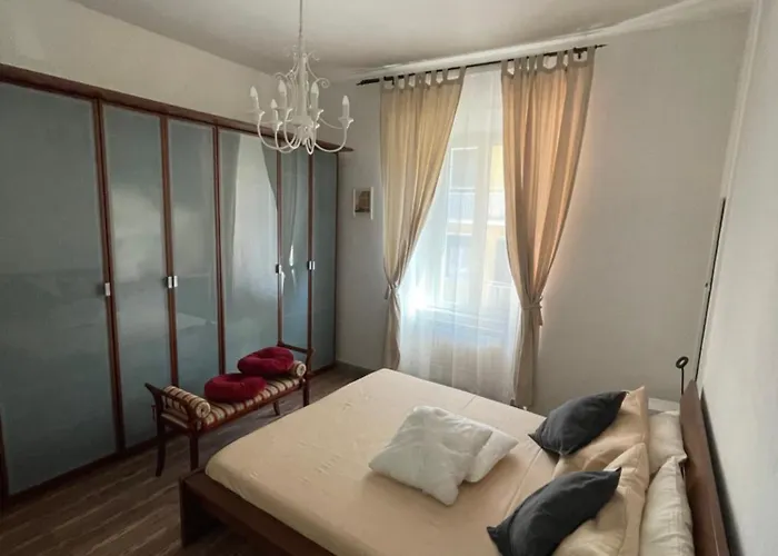 Aurelia G House Apartment